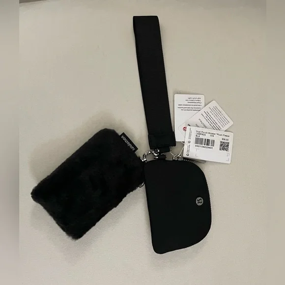 Lululemon NWT Dual Pouch Wristlet Plush Fleece Black Silver Hardware